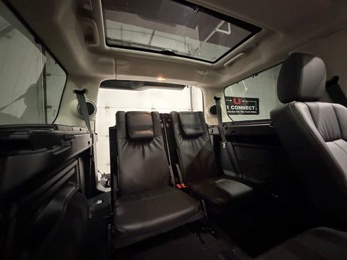 Used 2016 Land Rover LR4 HSE LUX AWD/4WD image 38