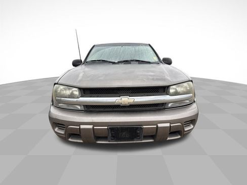 Used 2006 Chevrolet TrailBlazer LS w/ Skid Plate Package image 2
