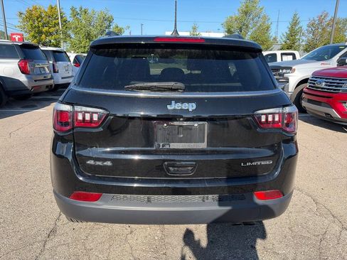 Used 2022 Jeep Compass Limited AWD/4WD image 6