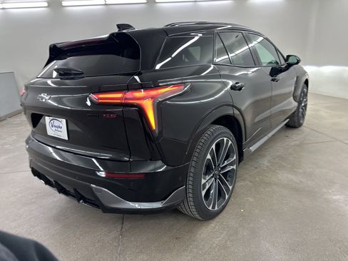 New 2026 Chevrolet Blazer EV SS AWD/4WD image 11