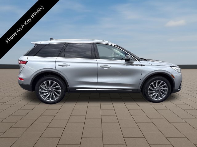 Certified 2024 Lincoln Corsair Reserve w/ Equipment Group 201A AWD/4WD image 8