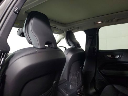 Used 2024 Volvo XC60 B5 Plus w/ Protection Package Premier AWD/4WD image 16