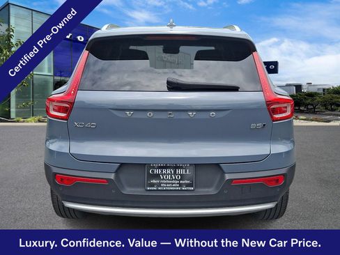 Certified 2023 Volvo XC40 B5 Core w/ Convenience Package AWD/4WD image 6