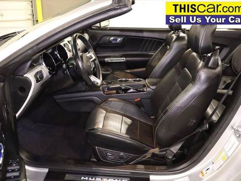 Used 2017 Ford Mustang GT Premium RWD image 26