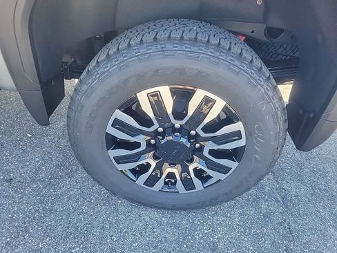 New 2026 GMC Sierra 2500 Denali Ultimate AWD/4WD image 8