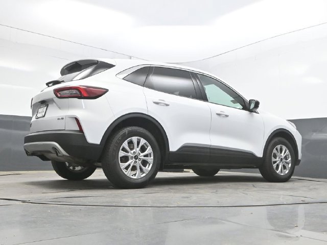 Used 2023 Ford Escape Active AWD/4WD image 48