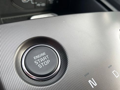 New 2026 Kia Sportage EX image 17