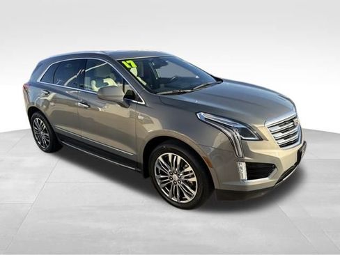 Used 2017 Cadillac XT5 Premium Luxury image 9