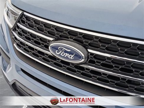 Used 2020 Ford Explorer XLT w/ Comfort Package image 9