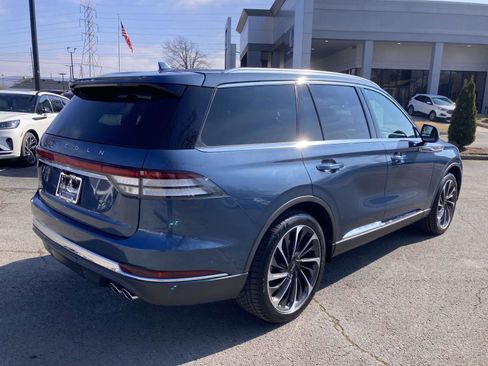 Used 2020 Lincoln Aviator Reserve w/ Equipment Group 202A image 3