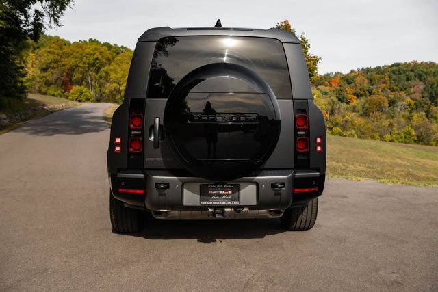 Used 2024 Land Rover Defender 130 Outbound AWD/4WD image 6