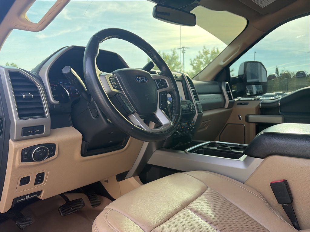 Used 2020 Ford F250 Lariat w/ Lariat Ultimate Package AWD/4WD image 12