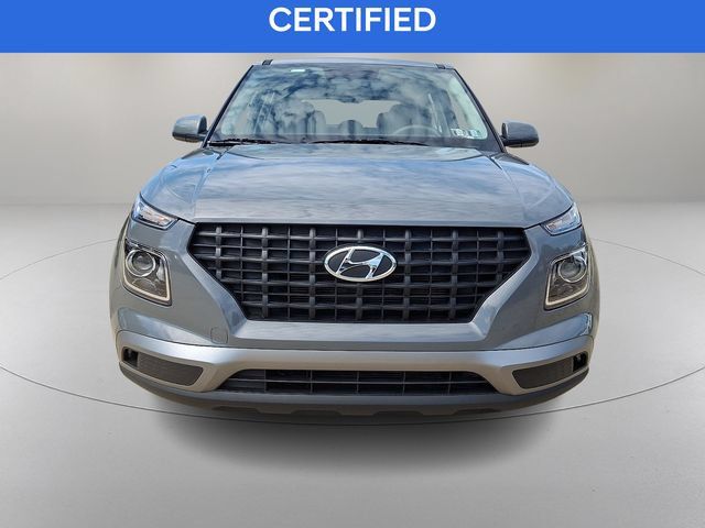 Certified 2023 Hyundai Venue SE FWD image 3