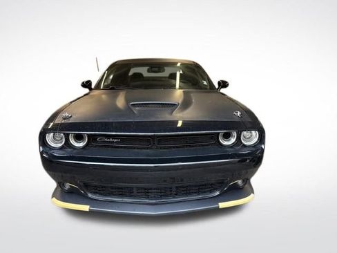 Used 2018 Dodge Challenger T/A image 2