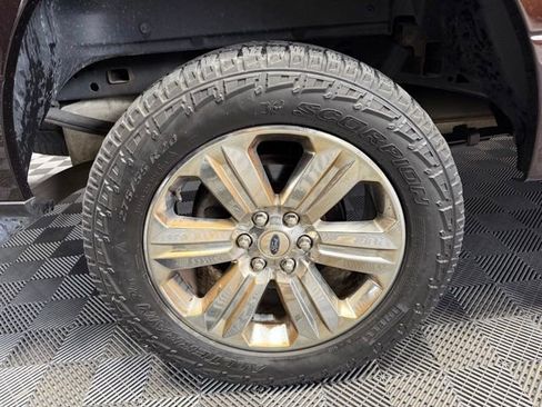 Used 2019 Ford F150 XLT w/ Equipment Group 302A Luxury AWD/4WD image 34