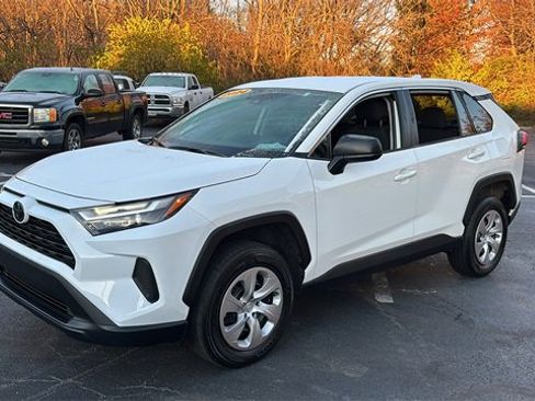 Used 2024 Toyota RAV4 LE image 2