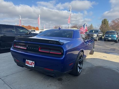 Used 2018 Dodge Challenger SRT Hellcat image 9