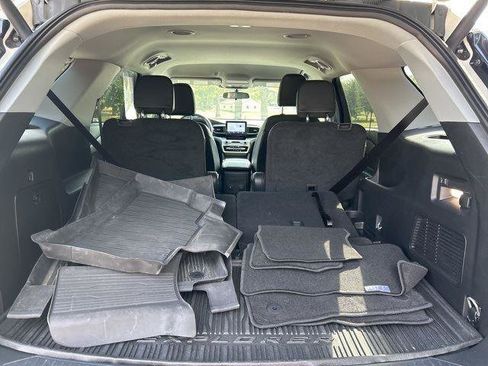 Used 2023 Ford Explorer XLT w/ Equipment Group 202A image 22
