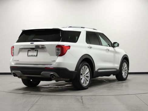 Used 2021 Ford Explorer Limited w/ Hybrid Equipment Group 310A image 4