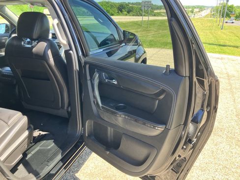 Used 2017 GMC Acadia Limited SLT AWD/4WD image 20