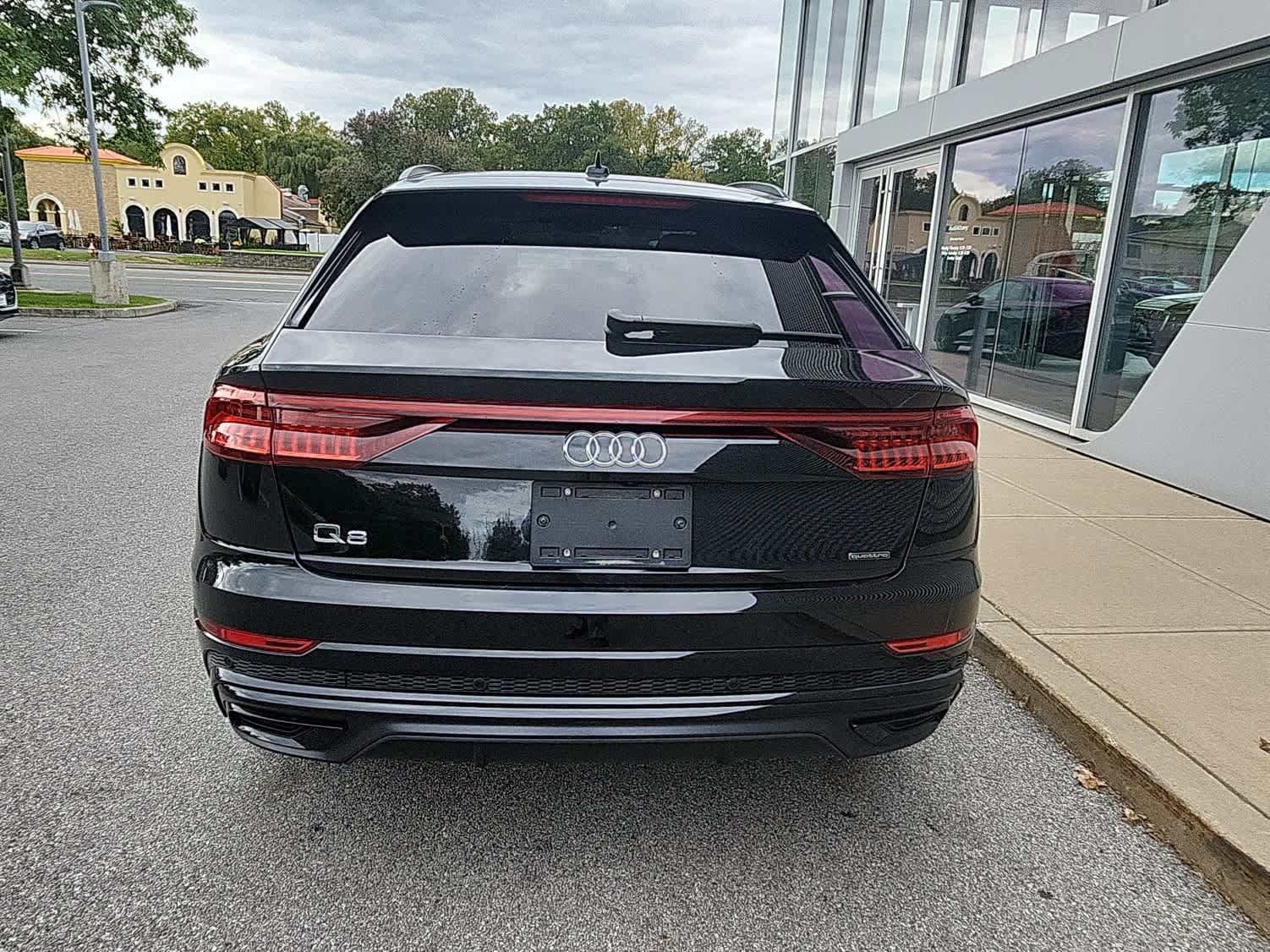 Used 2023 Audi Q8 Premium Plus AWD/4WD image 11