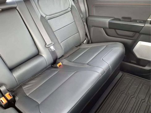 Used 2025 Ford F150 Raptor image 18