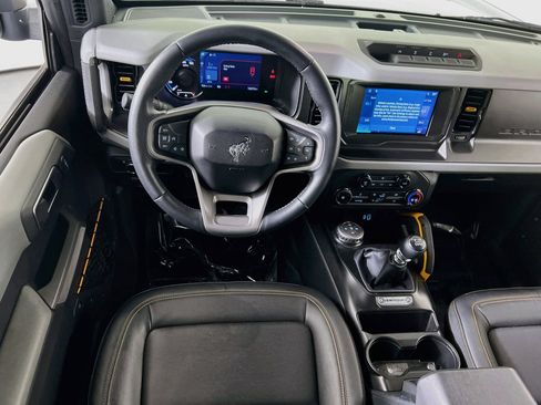Used 2022 Ford Bronco Badlands w/ Sasquatch Package AWD/4WD image 21