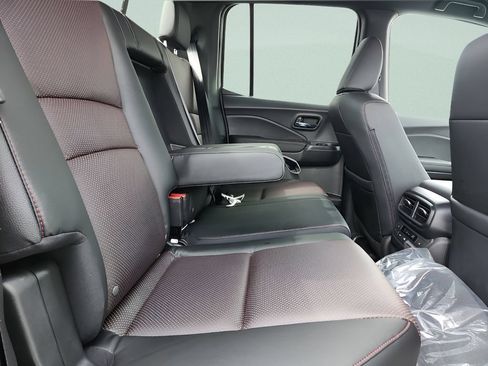 New 2026 Honda Ridgeline Black Edition image 18
