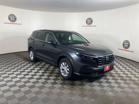 Used 2025 Honda CR-V LX image 17