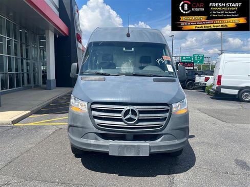 Used 2019 Mercedes-Benz Sprinter 170 image 2