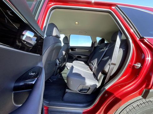 Used 2019 Kia Sorento LX w/ Option Group 020 image 16