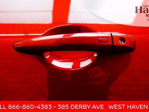 Certified 2024 Nissan Rogue SV w/ SV Premium Package AWD/4WD image 77