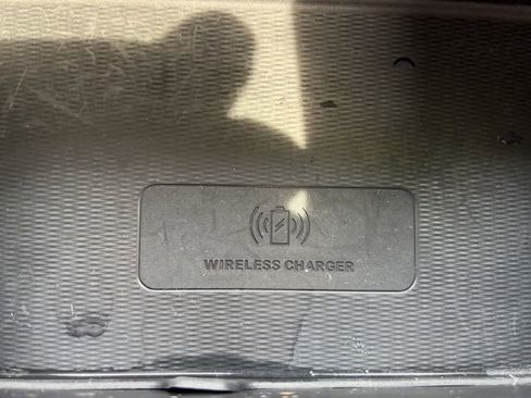 Used 2023 Jeep Grand Cherokee Limited w/ Luxury Tech Group II image 30