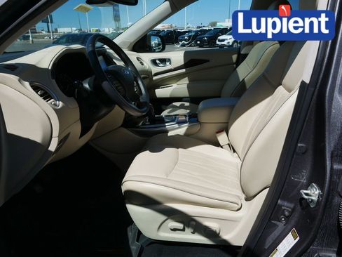 Used 2019 INFINITI QX60 Luxe w/ Sensory Package AWD/4WD image 16