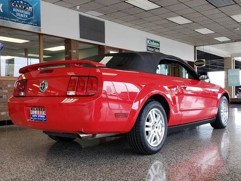 Used 2006 Ford Mustang Premium RWD image 6