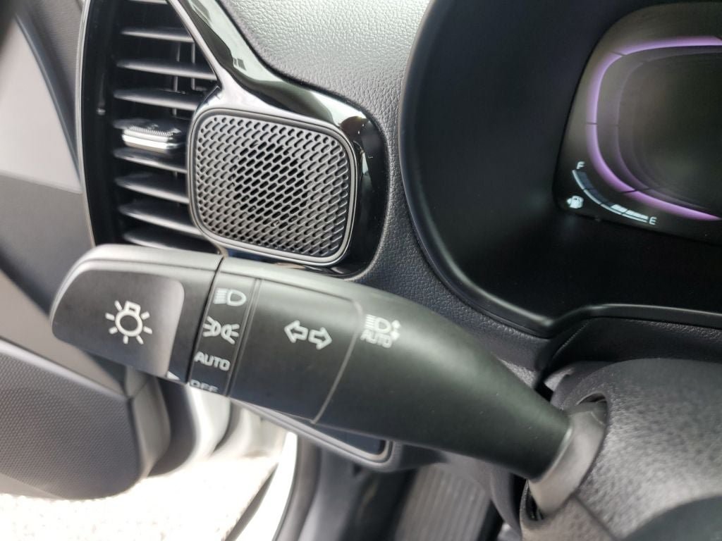 Used 2024 Kia Soul EX FWD image 27