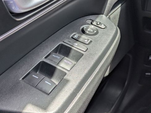 Certified 2022 Honda CR-V Touring image 34