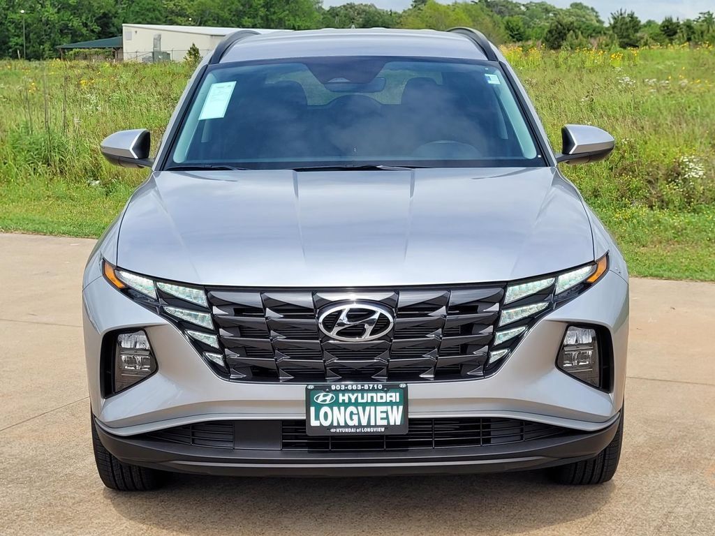 Used 2024 Hyundai Tucson SEL FWD image 2