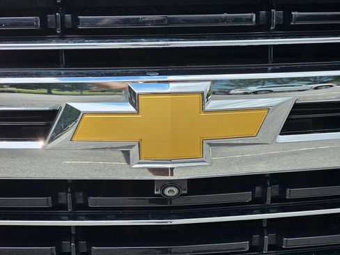 Used 2021 Chevrolet Tahoe LT w/ LT Signature Plus Package RWD image 9