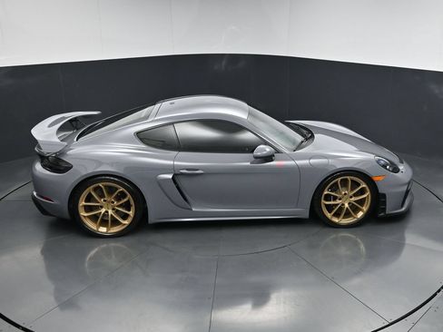 Used 2023 Porsche 718 Cayman GT4 RWD image 19