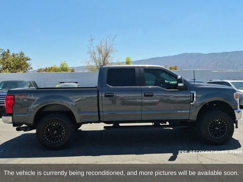 Used 2020 Ford F250 XL w/ STX Appearance Package AWD/4WD image 4