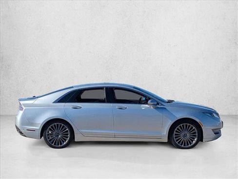 Used 2014 Lincoln MKZ Hybrid image 4