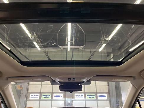 Used 2024 Subaru Ascent Touring image 30