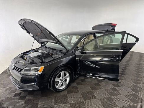 Used 2014 Volkswagen Jetta TDI FWD image 12