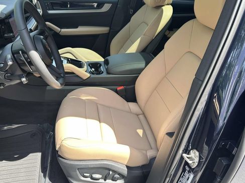 New 2026 Porsche Cayenne AWD/4WD image 12