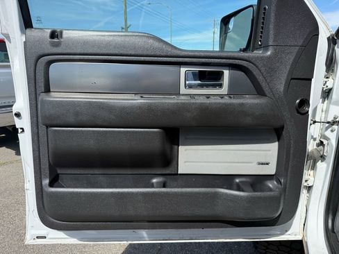 Used 2014 Ford F150 Raptor w/ Equipment Group 801A Luxury image 11