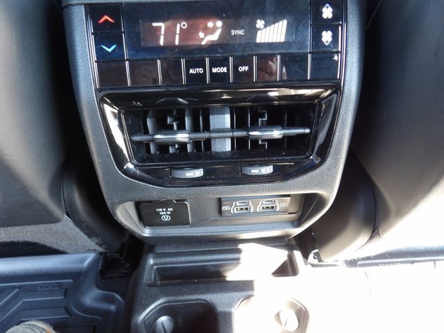 Used 2023 Jeep Grand Cherokee L Laredo AWD/4WD image 25