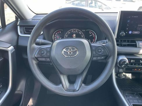 Used 2025 Toyota RAV4 XLE FWD image 26