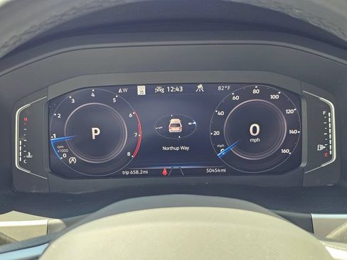 Used 2023 Volkswagen Atlas SEL R-Line AWD/4WD image 31