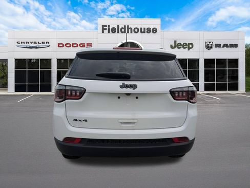 New 2026 Jeep Compass Latitude AWD/4WD image 12